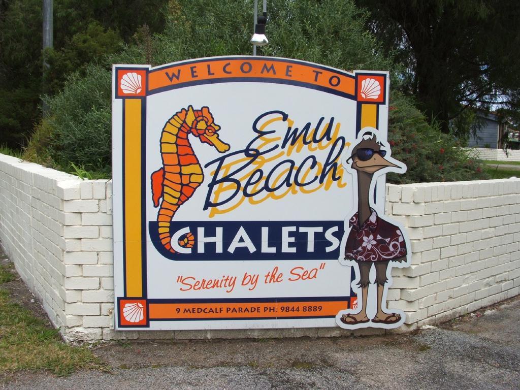 Emu *