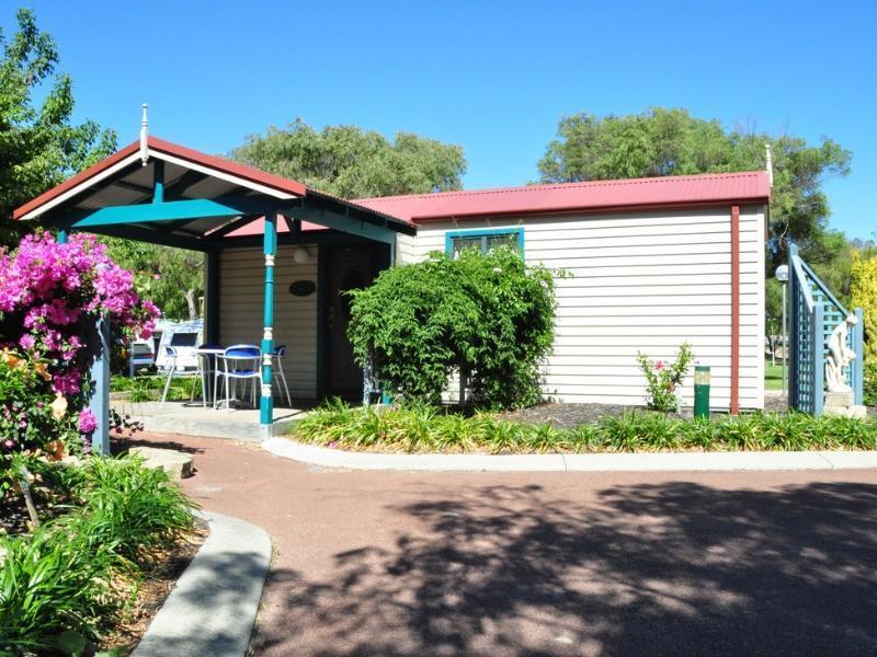 Emu Lodge Albany