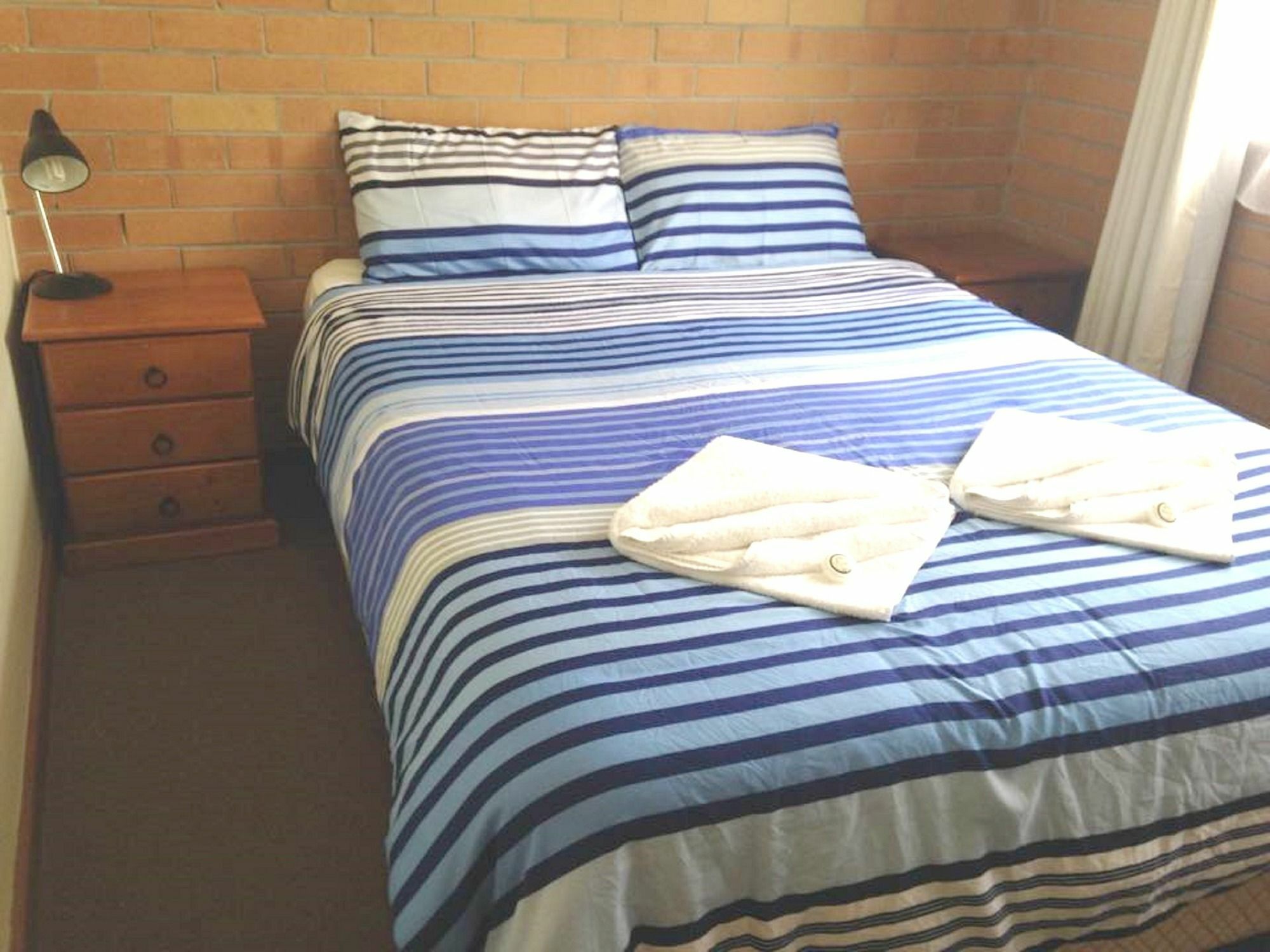 Lodge Emu Albany